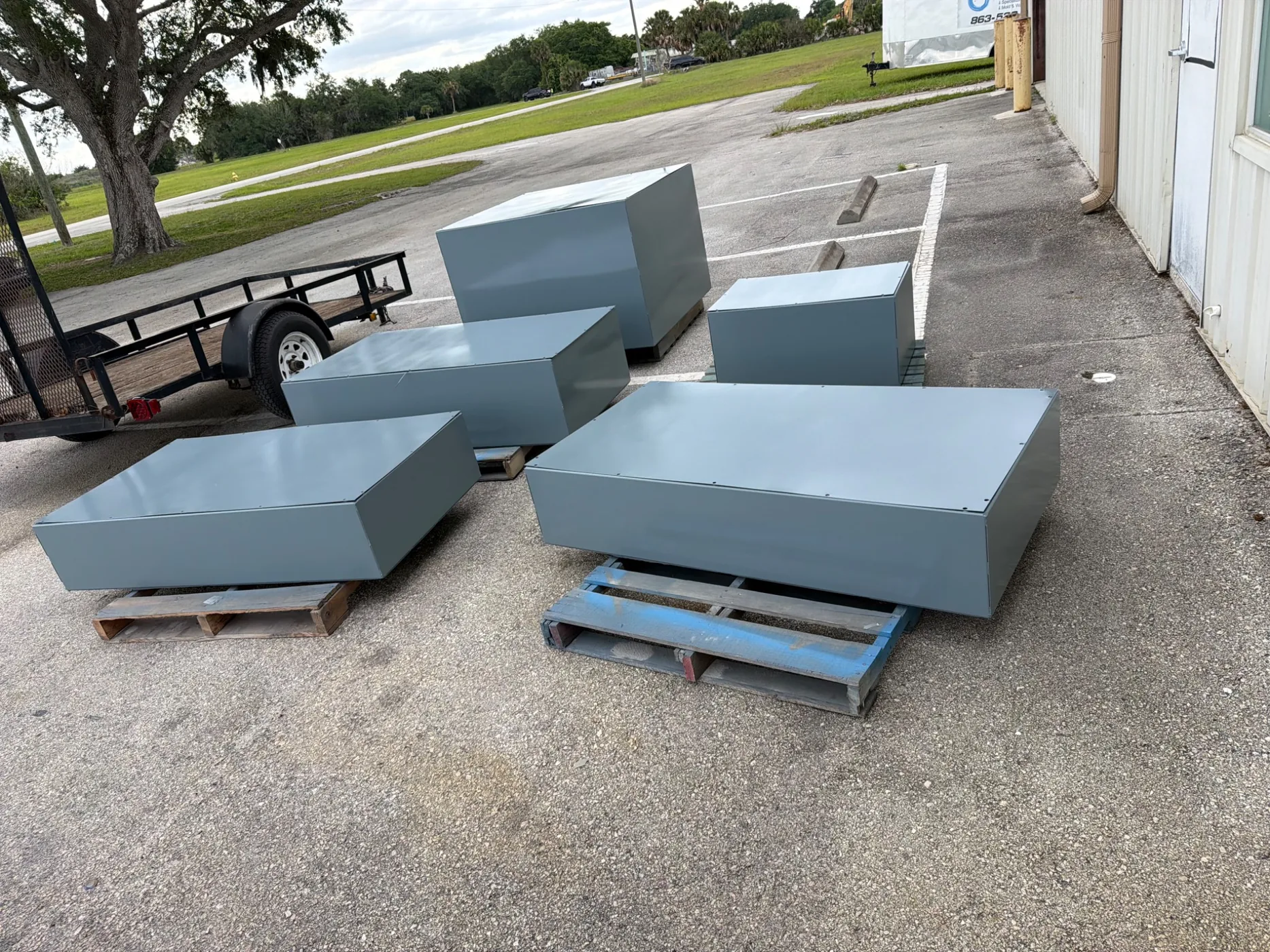 Shop coated fabricated steel components